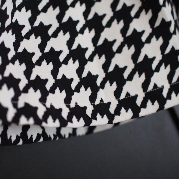 Forever 21 | Houndstooth Print Box Pleat Skirt - Picture 5 of 5